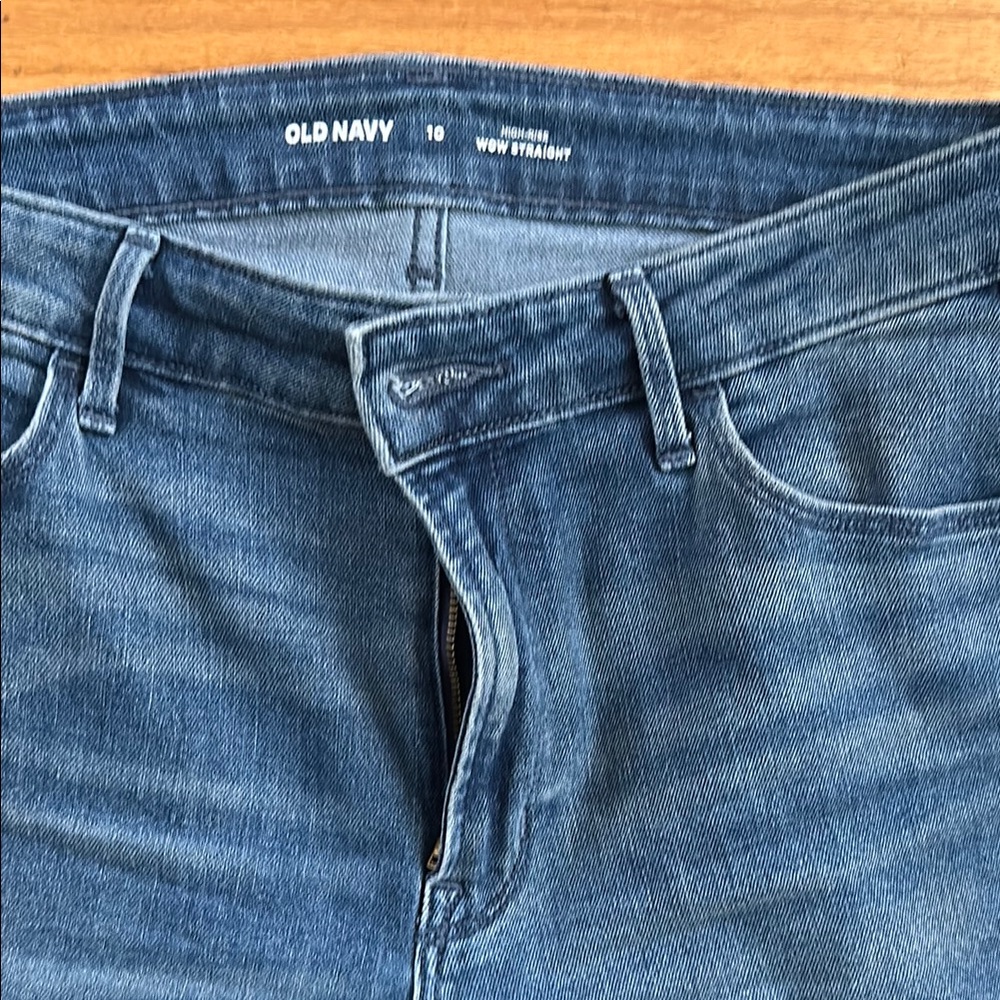 NWOT Old Navy High Rise Wow Straight Jean - Picture 2 of 6